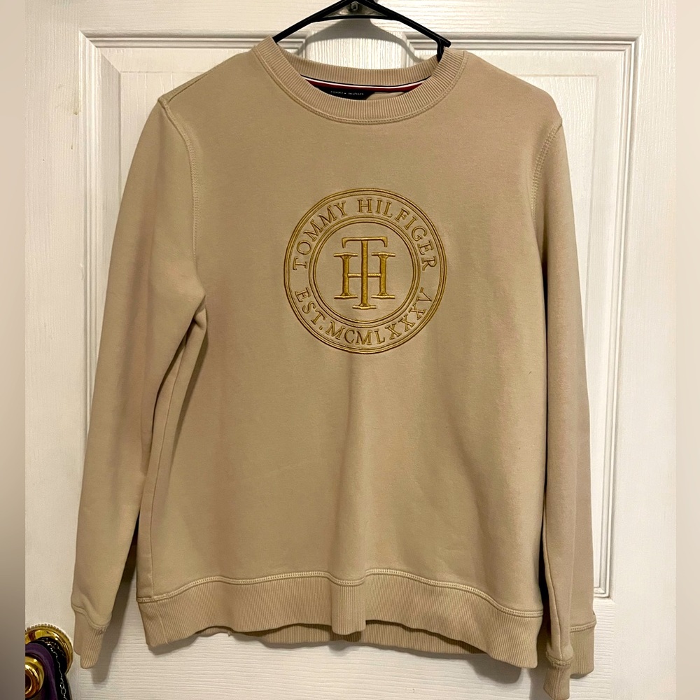 tommy crewneck